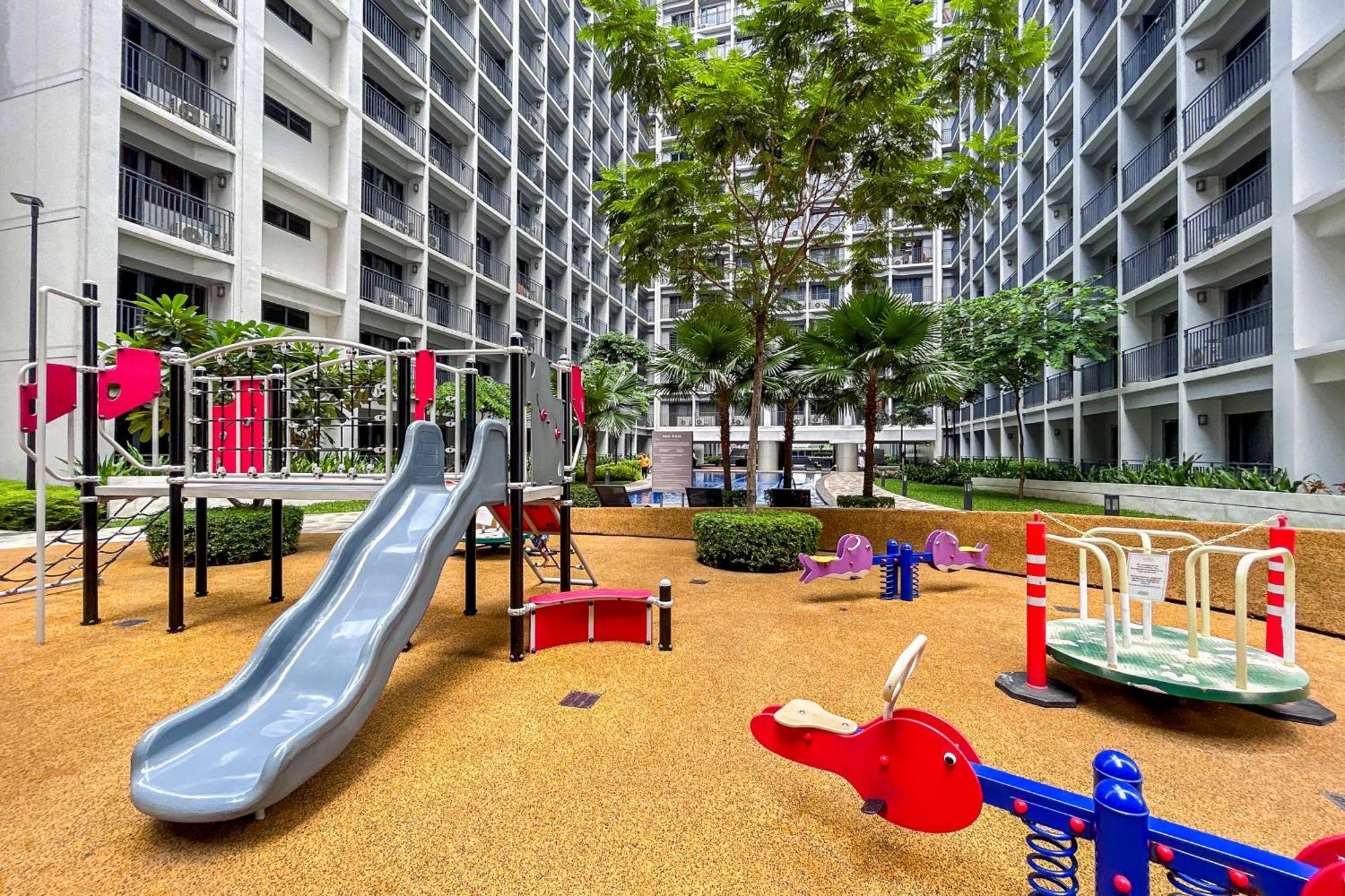 2 Side-By-Side P00L Front Condos, 6 Beds, 2 Cr, 2 Kitchen For 10 Guests At Moa Manila Exterior foto